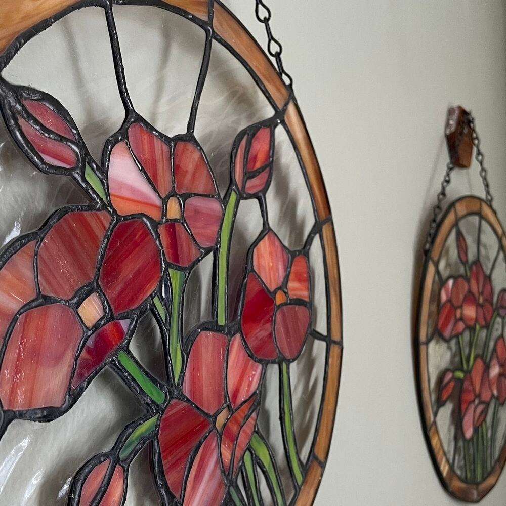 Vintage Round 12" Stained Glass Poppy Flower Suncatcher - Handmade Glass - Picture 5 of 9